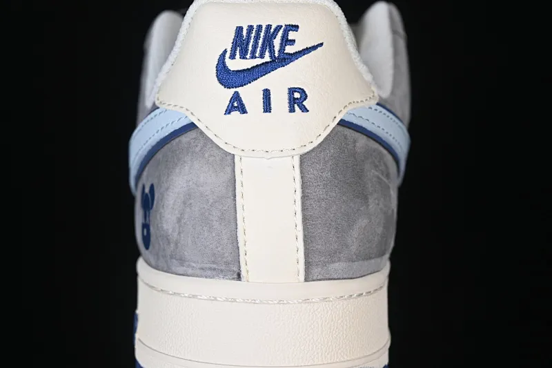 All categories Nk Air Force 1 Air Force series Nk Air Force 1 Low Air Force low top Nike Air Force 1'07 Low Violent Bear joint white blue gray suede Air Force 1 low top casual sneakers XD9314-610